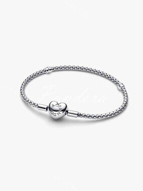 Heart Clasp Studded Chain Bracelet